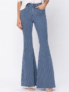 Judy Blue Vertical Stripe High Rise Super Flare Jeans Sz 3 / 26
